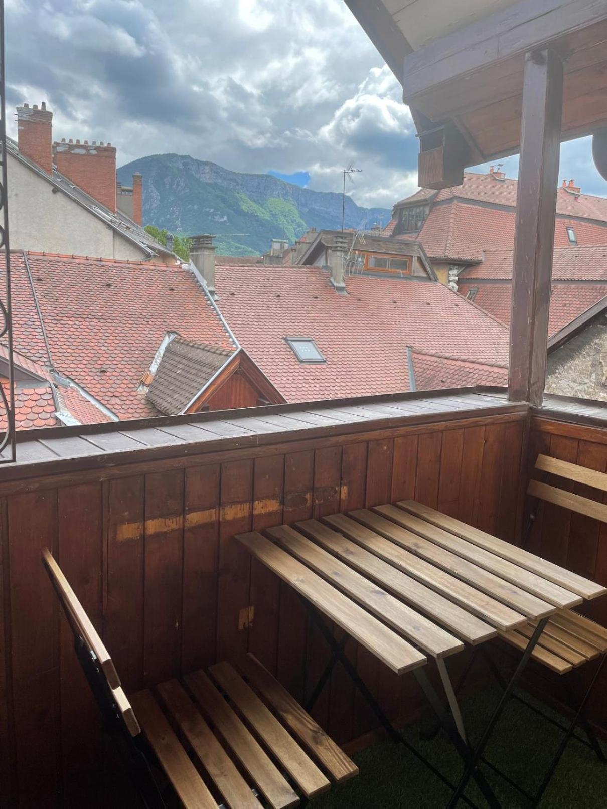 Appartement Plein De Charme - Coeur Vieille Ville Annecy Buitenkant foto