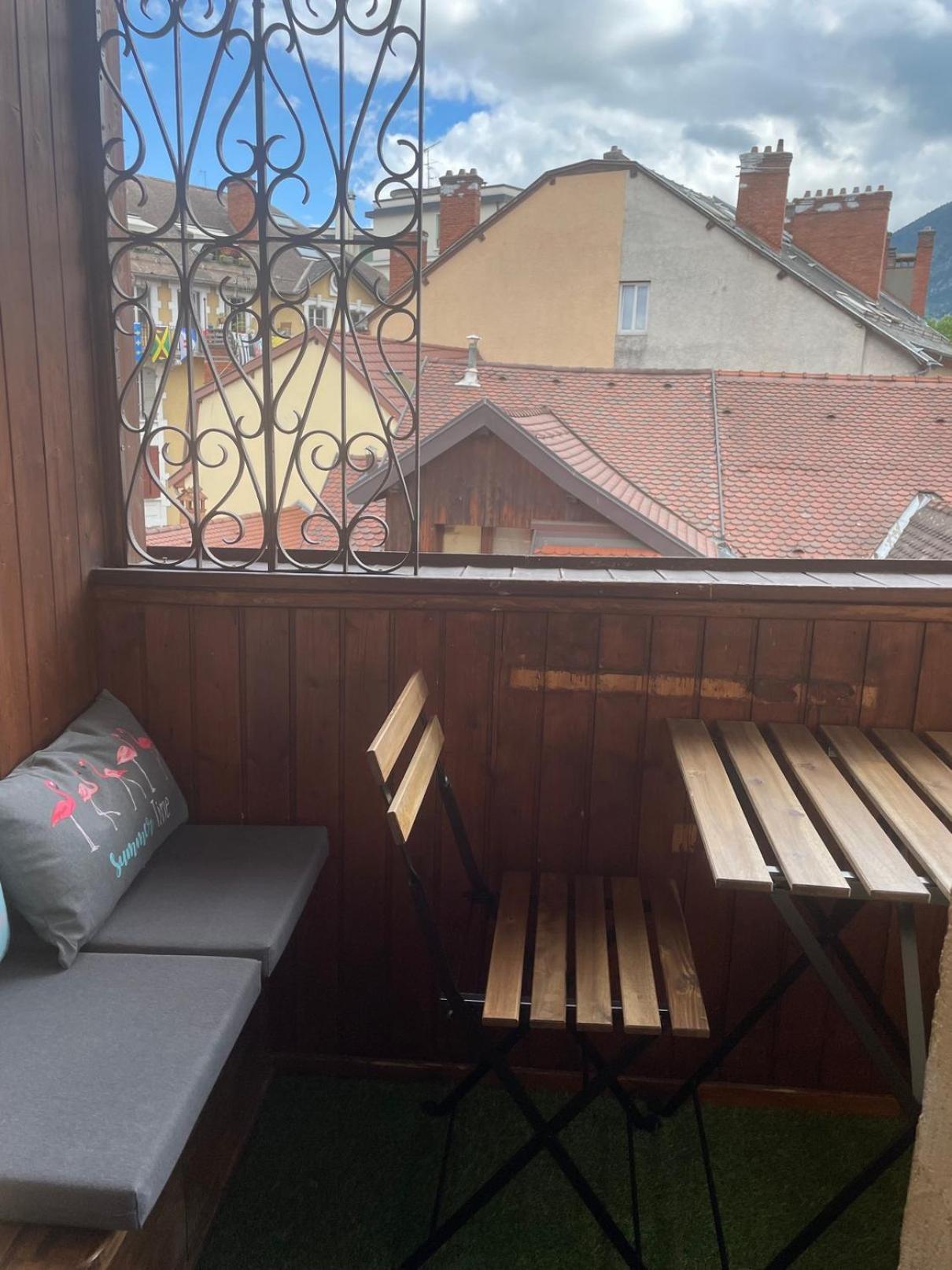 Appartement Plein De Charme - Coeur Vieille Ville Annecy Buitenkant foto